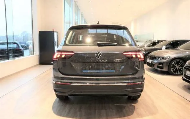 Volkswagen Tiguan 1.5TSI 150PK 6V*NIEUW MODEL*STOCK & TOPPRIJS! Image 8